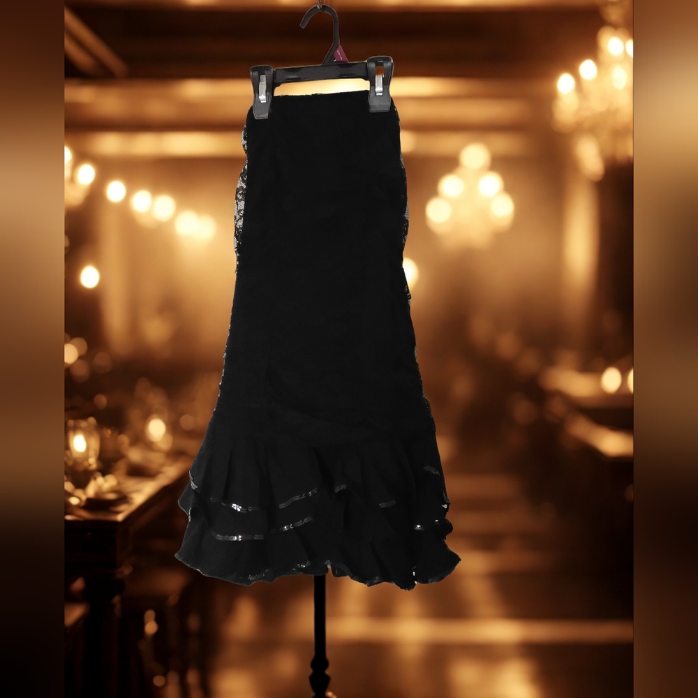 Elegant Black Ruffled Women's Skirt